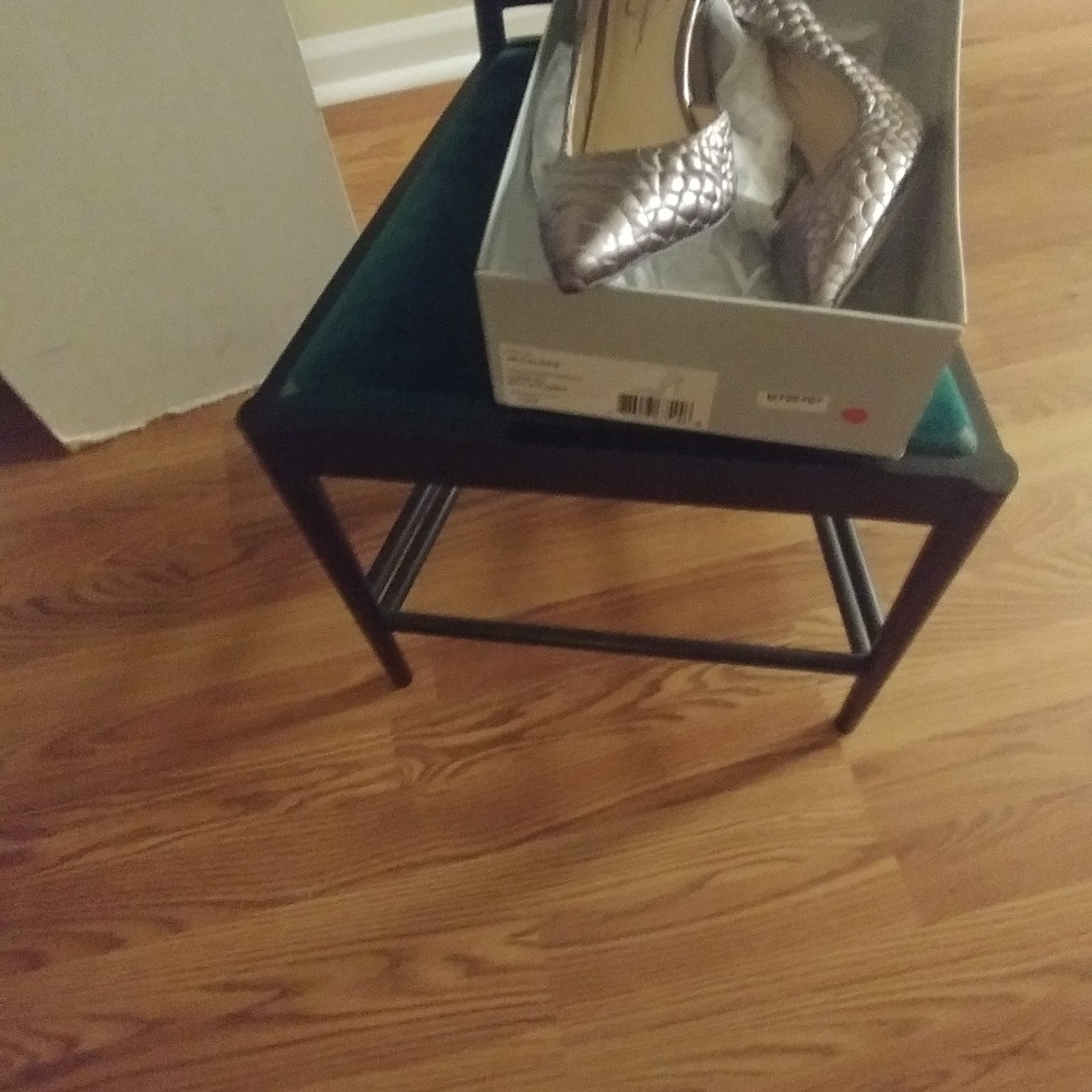 Shoes - Picture 2 of 2